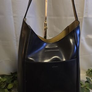 Mondani Black Bucket Shoulder Bag Minimalist Vegan Leather Handbag